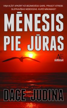 Mēnesis pie jūras